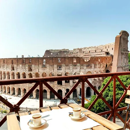 Colosseo, Vista Da Sogno 로마