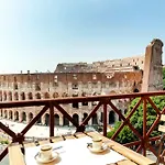 Colosseo, Vista Da Sogno روما